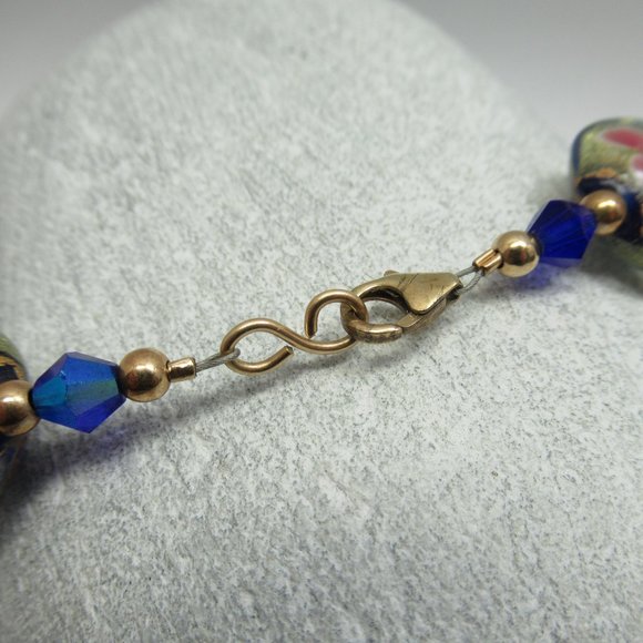 Glass and Crystal bead necklace - Picture 6 of 13